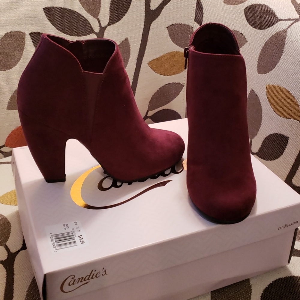 Ankle booties